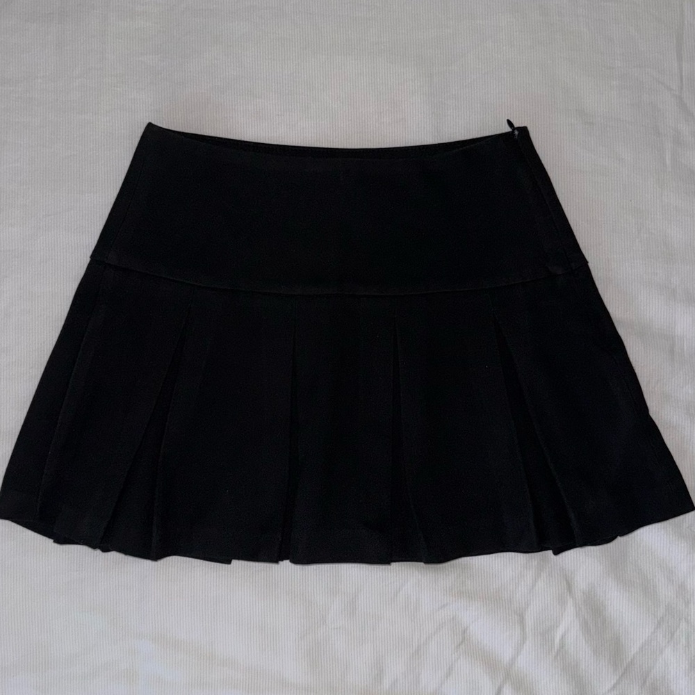 Bershka Black Mini Skater Skirt with Pleats XS
